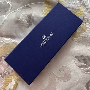 Swarovski empty padded box from a tennis necklace